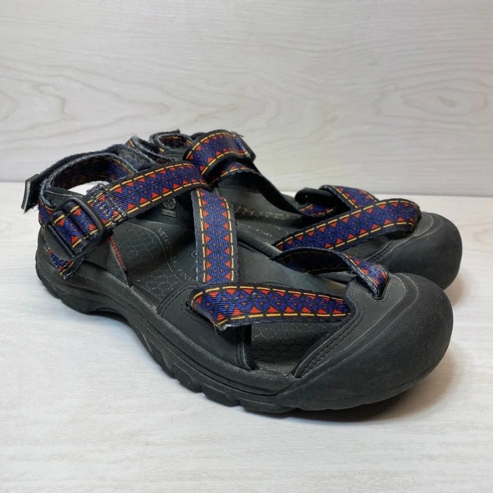 KEEN Mens 10.5 Zerraport II Sandals Hiking Black Blue Red Waterproof Toe Guard